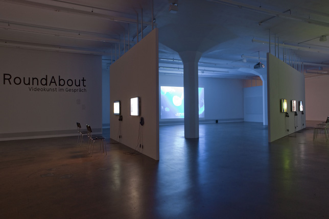 RoundAbout, Ausstellungsansicht bei Lena Maria Thüring, Kunstplattform akku (12.11.2014)